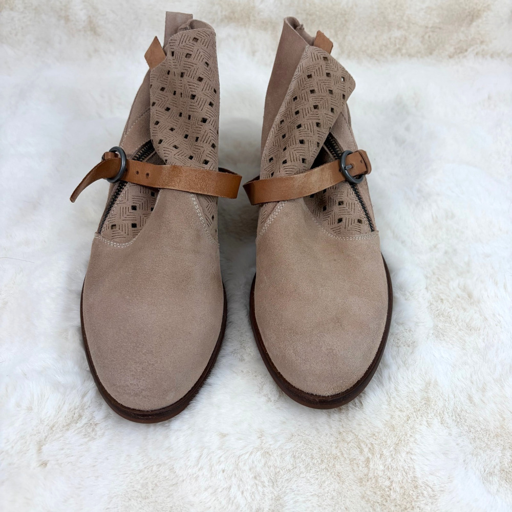 Veracruz‎ Langsley Suede Ankle Boots Size 41 Spain Boho Perforated Sundance Tan